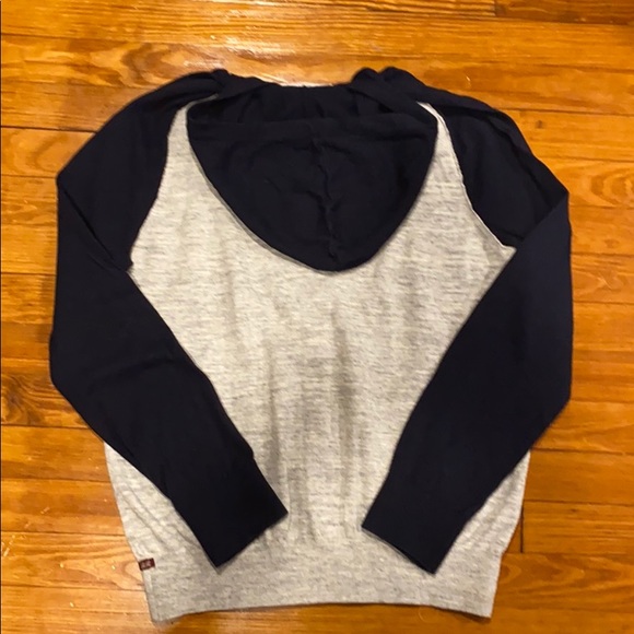 Zip up Hooded Sweater - Picture 3 of 3